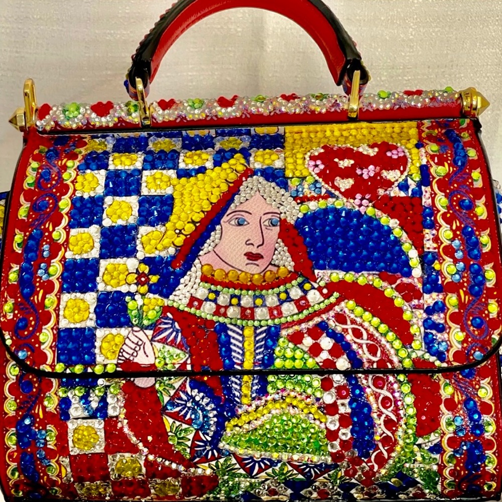 Cartera de mano con diseño de D&G. Nueva